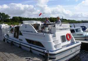 4 berth cruiser hire